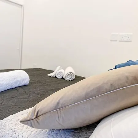 شقة Azure Horizon 1 On Skala's Seafront - By Solea Homes