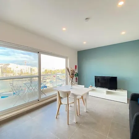 公寓 Azure Horizon 1 On Skala's Seafront - By Solea Homes *